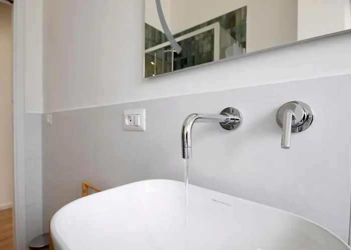 Hc - Charming In Vigna Clara Apartament *